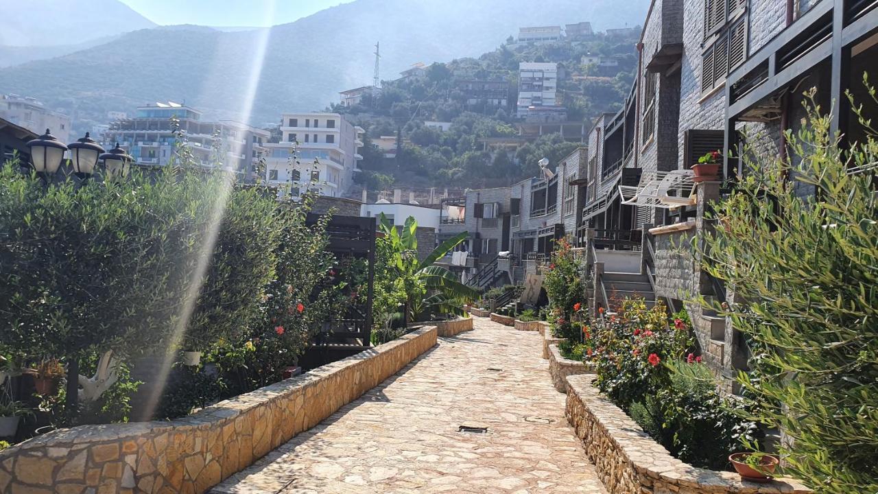 Sunset House * Vlorë